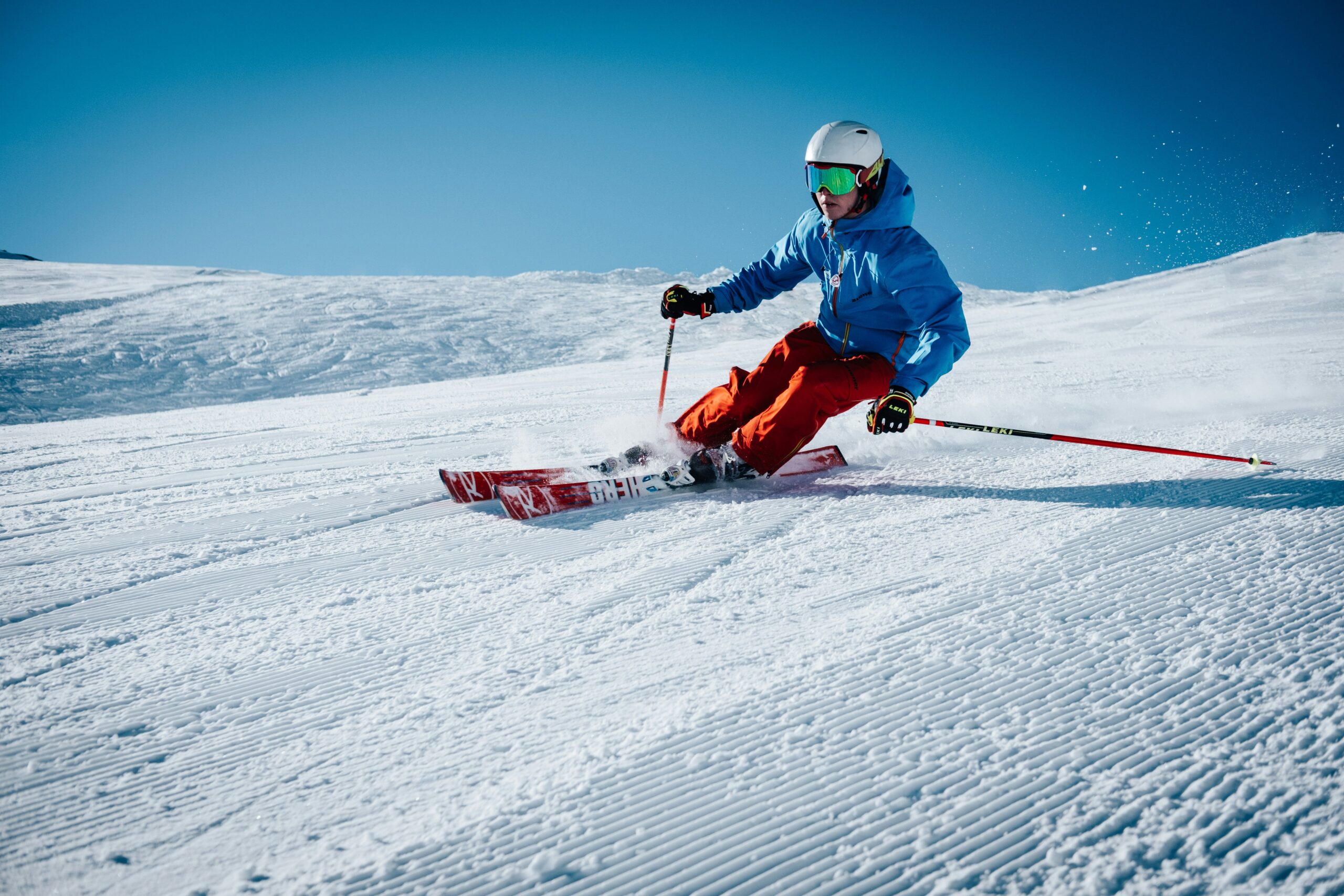 Dr. Thomas Gratzer- Skiing